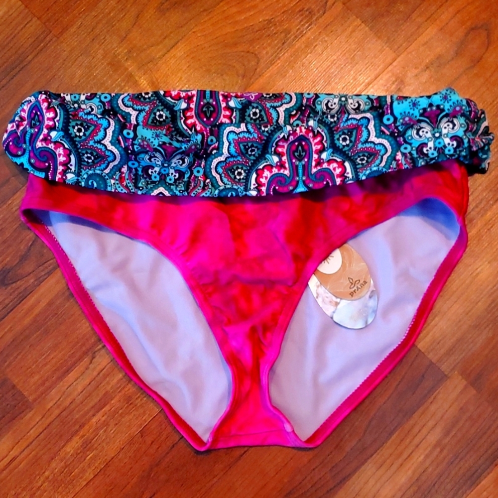 5 For $25 🔥 Paisley and Ponk Bikini Bottoms